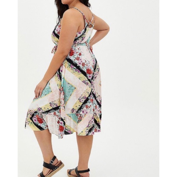 🆕 Multi Scarf Print Challis Tier Midi Dress 0 L 12 NWT Torrid New! - Picture 4 of 7
